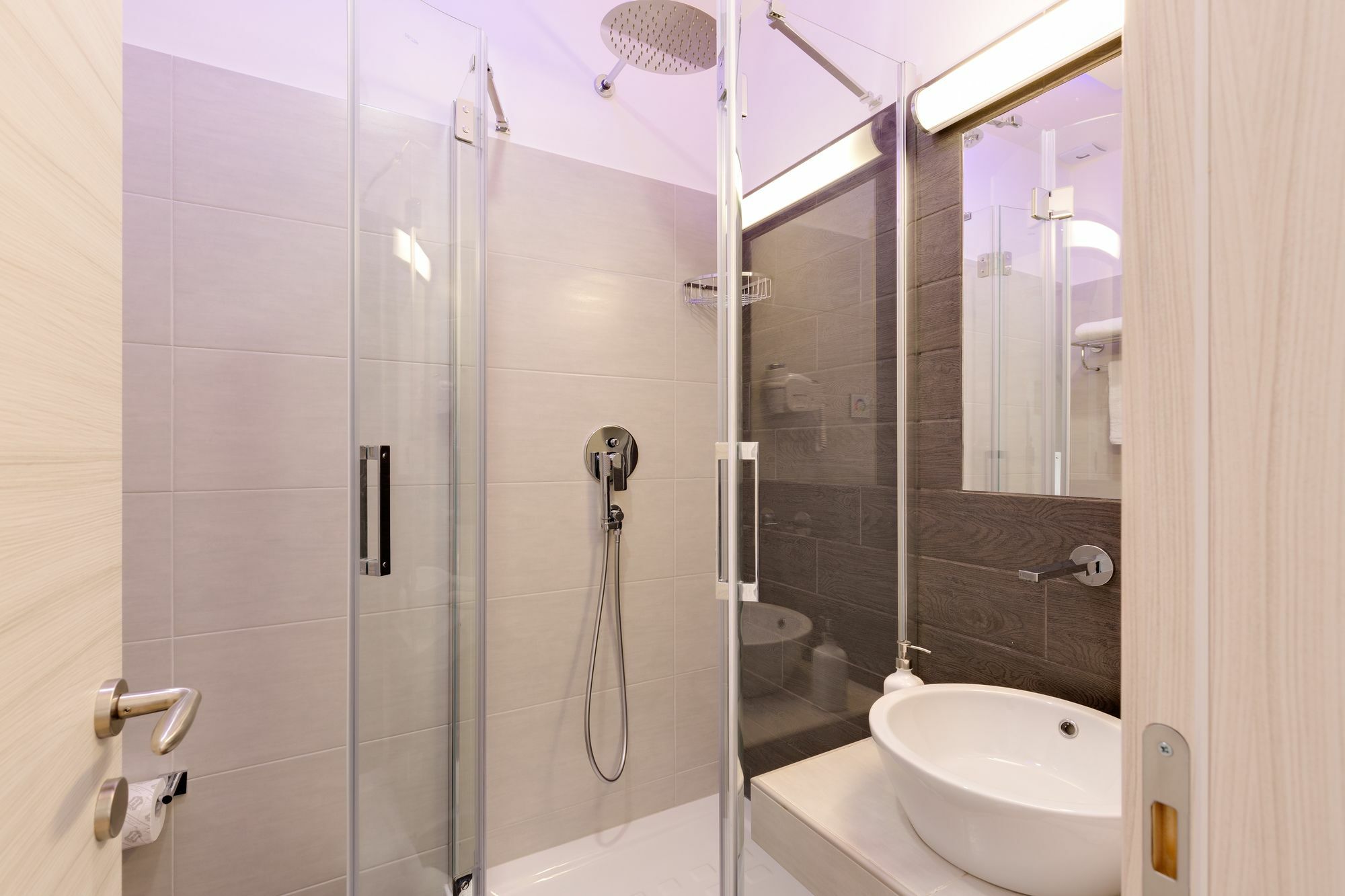 Dolce Luxury Rooms Рим Экстерьер фото
