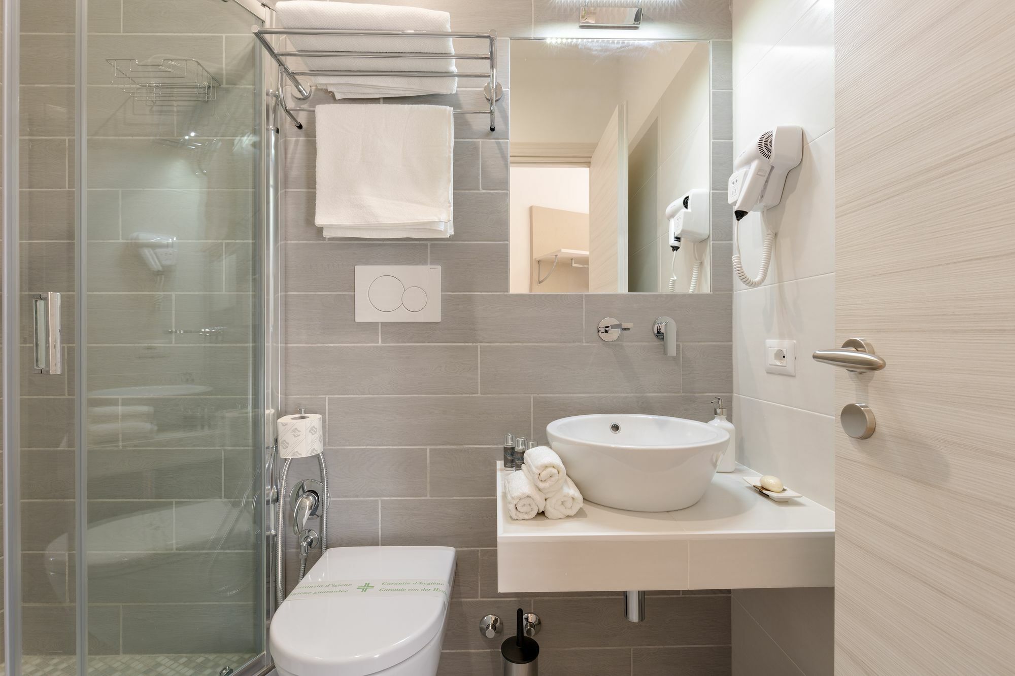 Dolce Luxury Rooms Рим Экстерьер фото