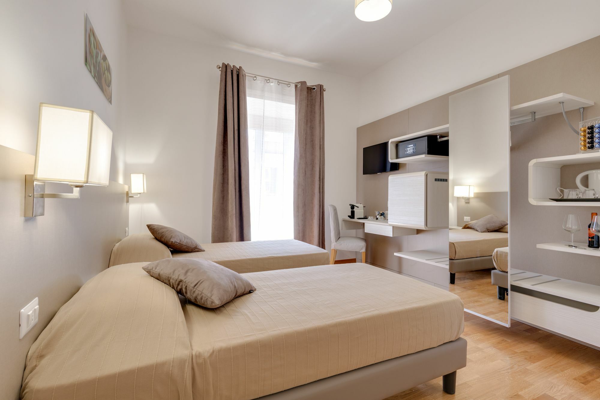 Dolce Luxury Rooms Рим Экстерьер фото